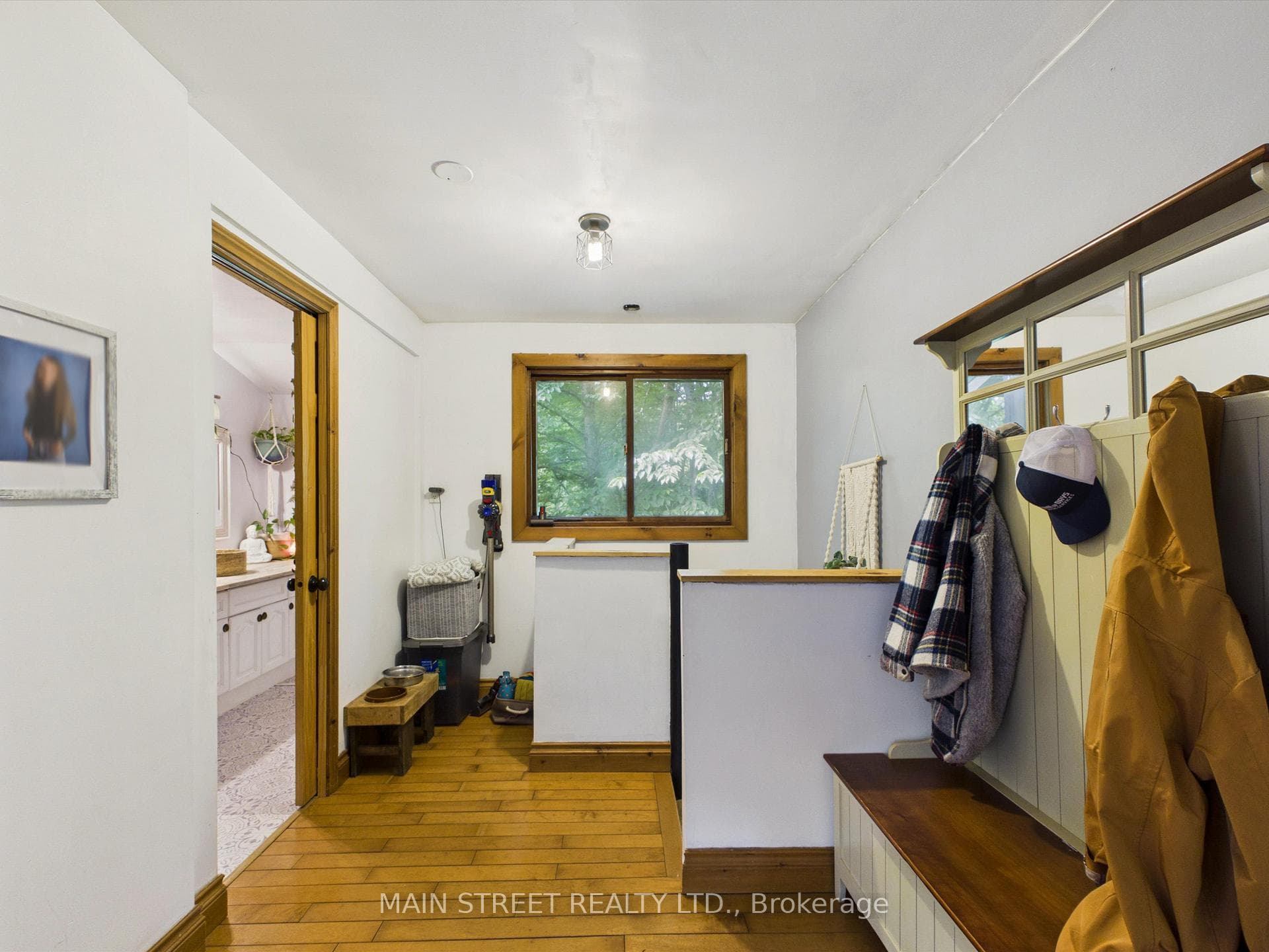 1063 SHERWOOD FOREST Road photo 18