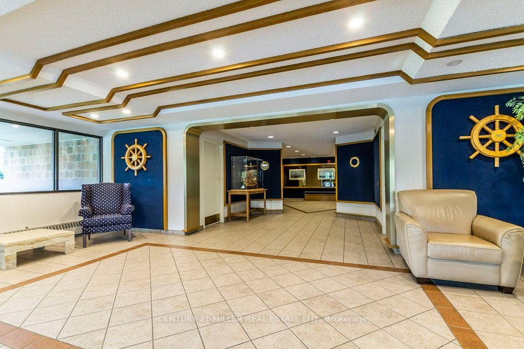 5250 Lakeshore Road Unit 1809 photo 10