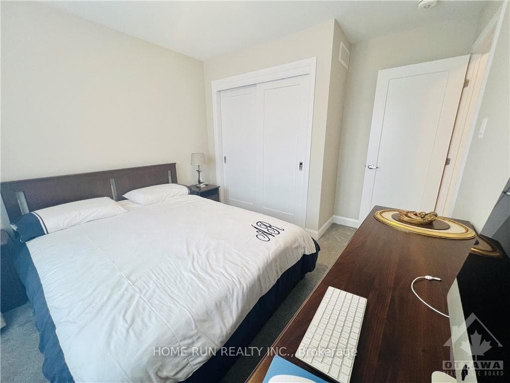 338 BARRETT FARM Drive photo 25