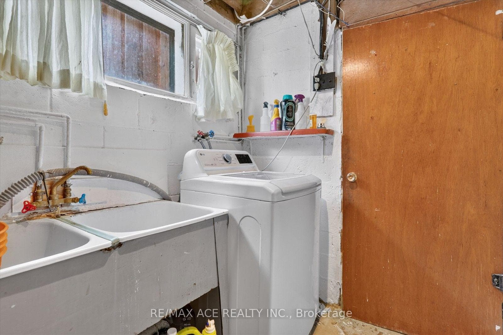 60 Chillery Avenue photo 37