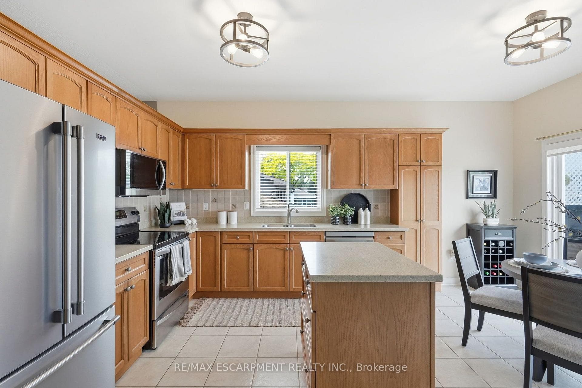 4869 Cherrywood Drive photo 8