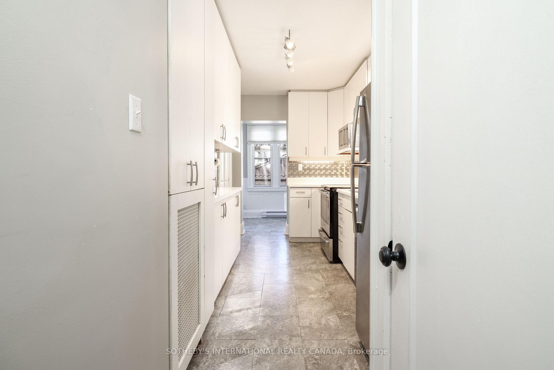 170 Cranbrooke Avenue photo 16
