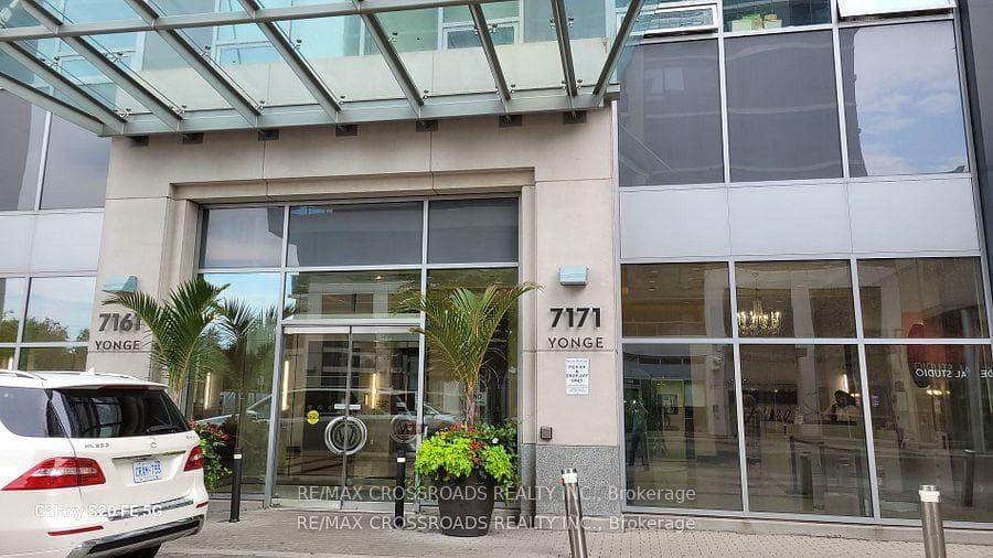 7171 Yonge Street