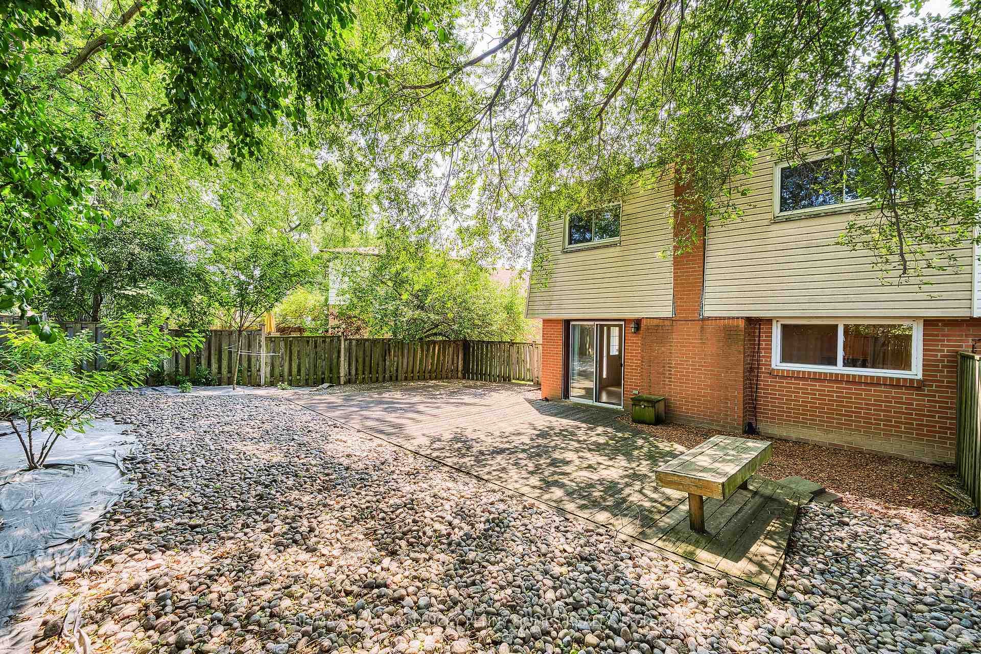 25 Silas Hill Drive photo 33