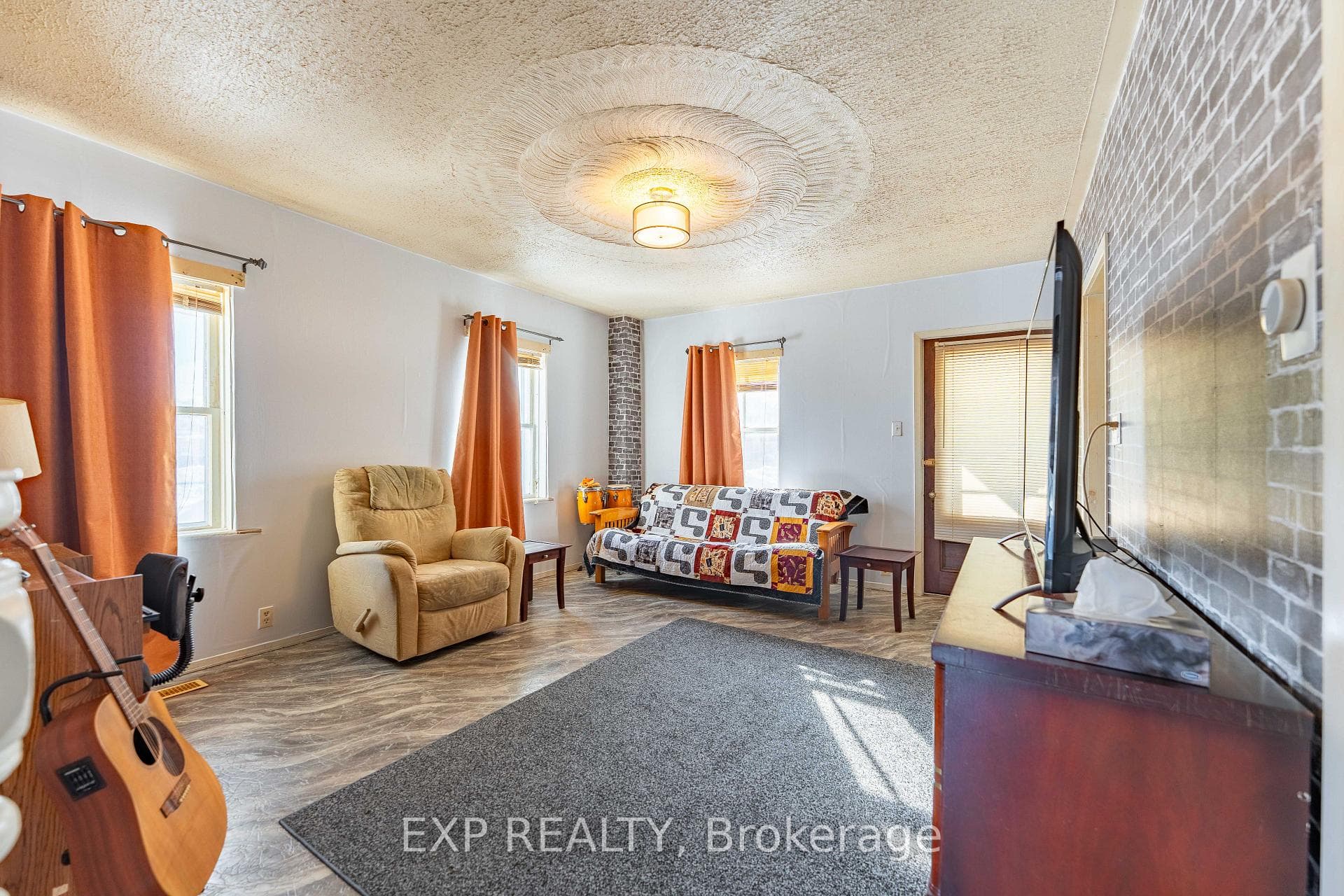 34 FOURNIER Street photo 13