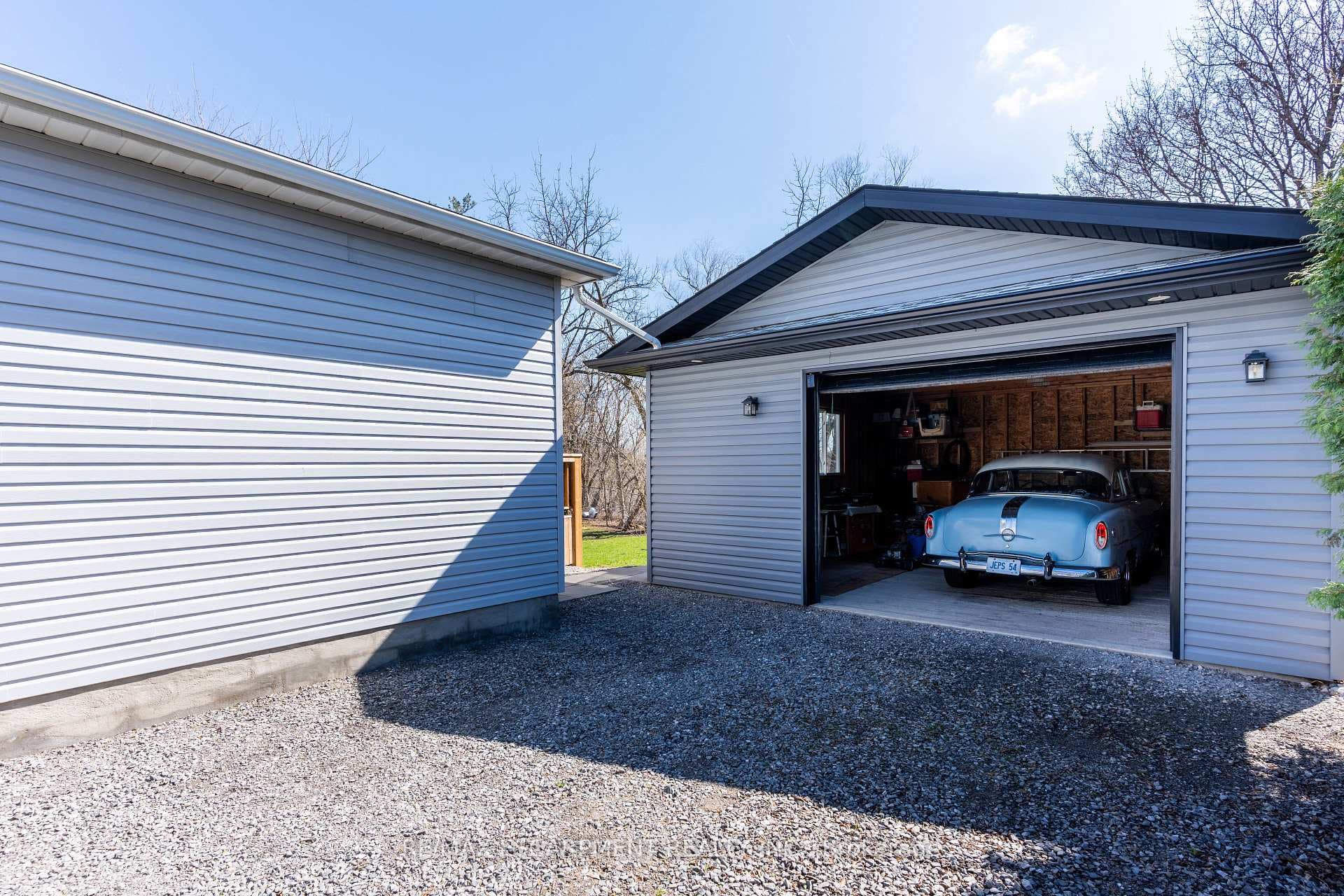 621 Rosseau Road photo 44