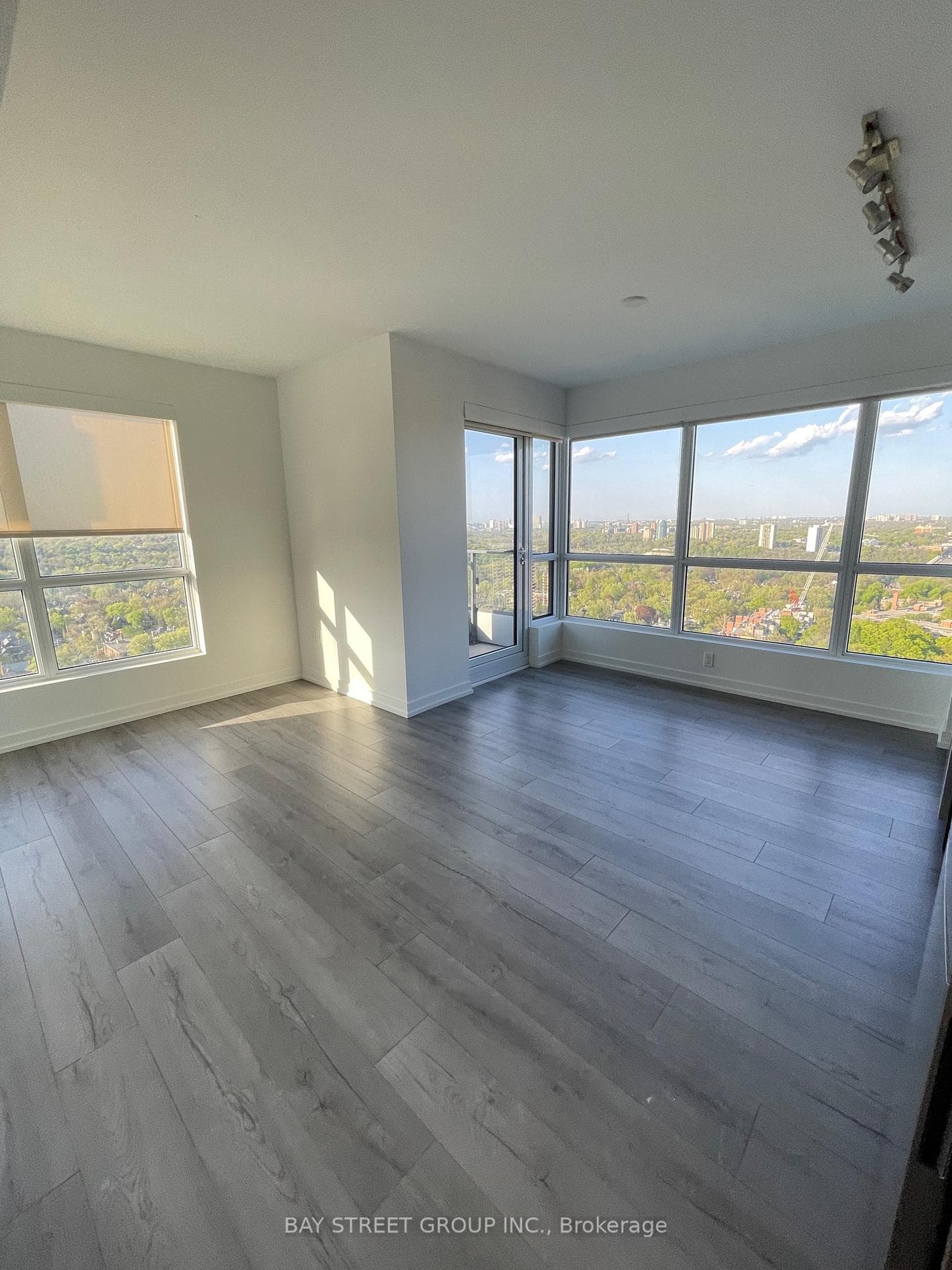 395 Bloor Street Unit 2608 photo 4