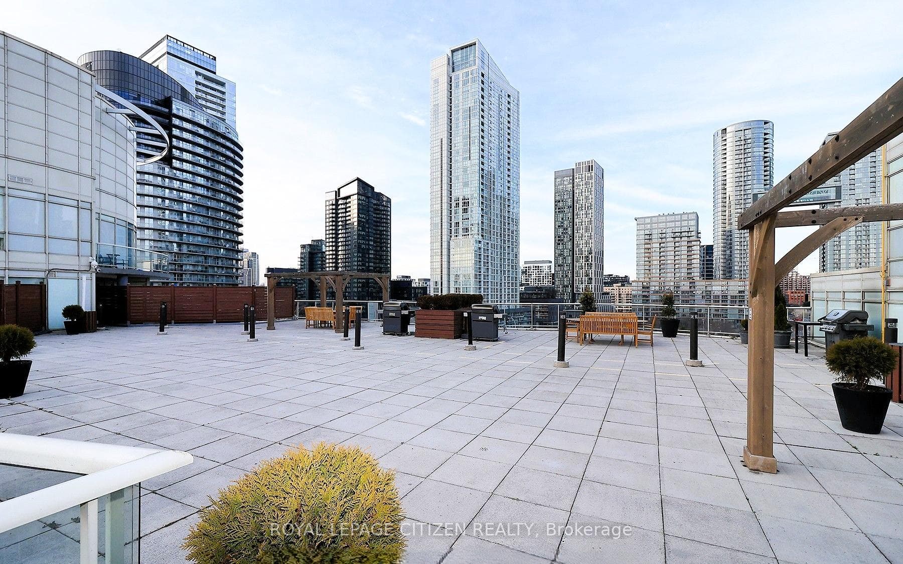 550 Queens Quay W N/A Unit 427 photo 48