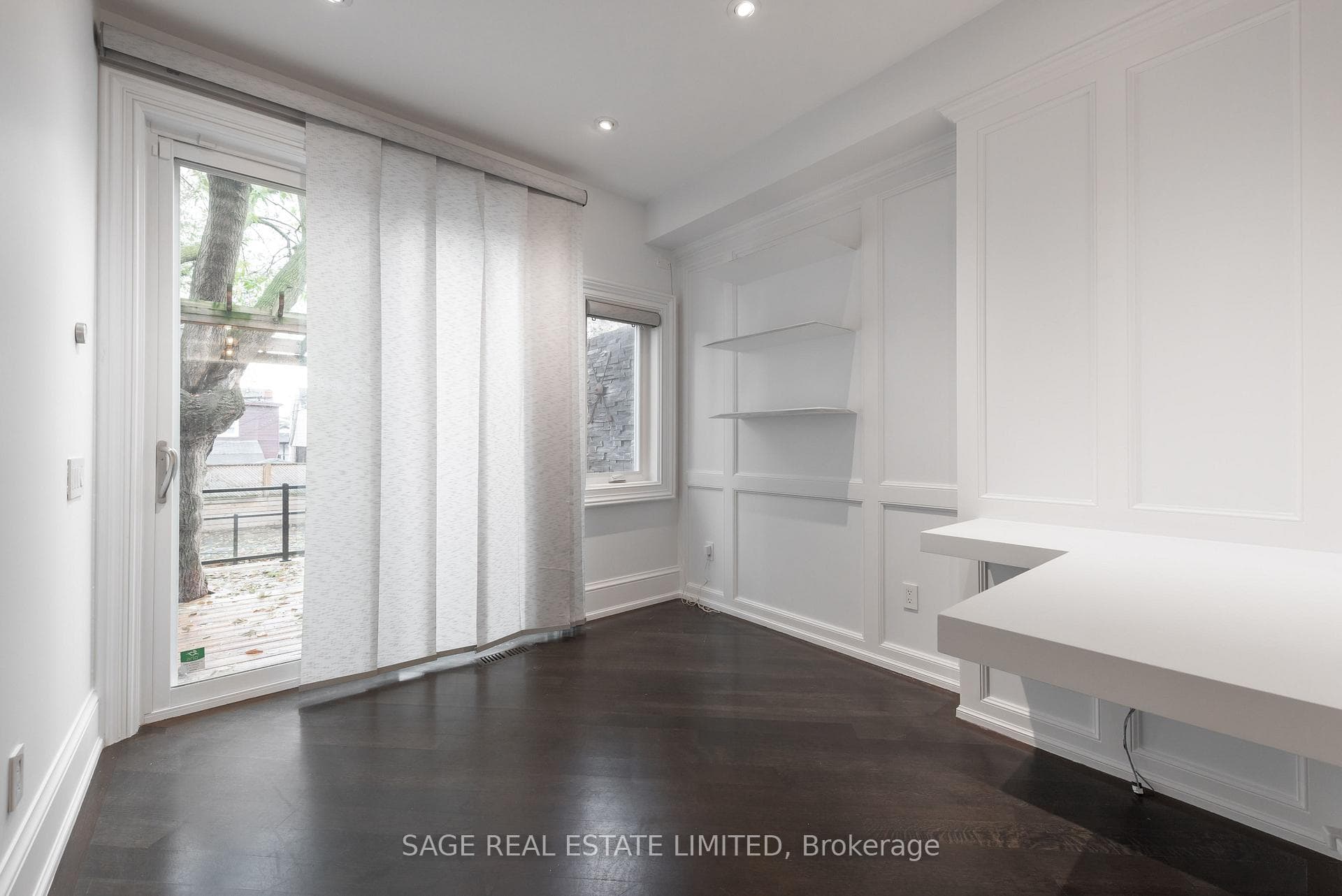 170 Silverthorn Avenue photo 20