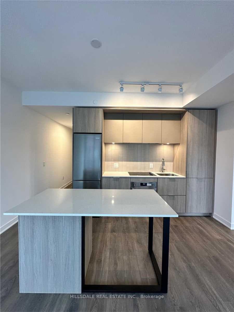 130 River Street Unit 1105 photo 2