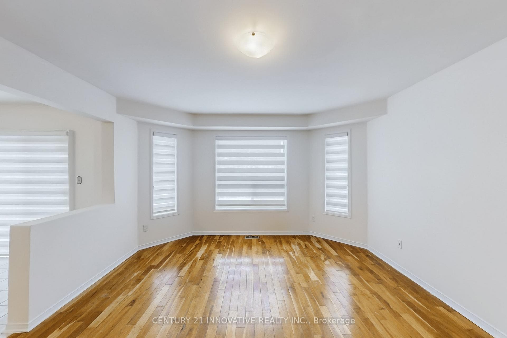863 Stonebridge Avenue photo 3