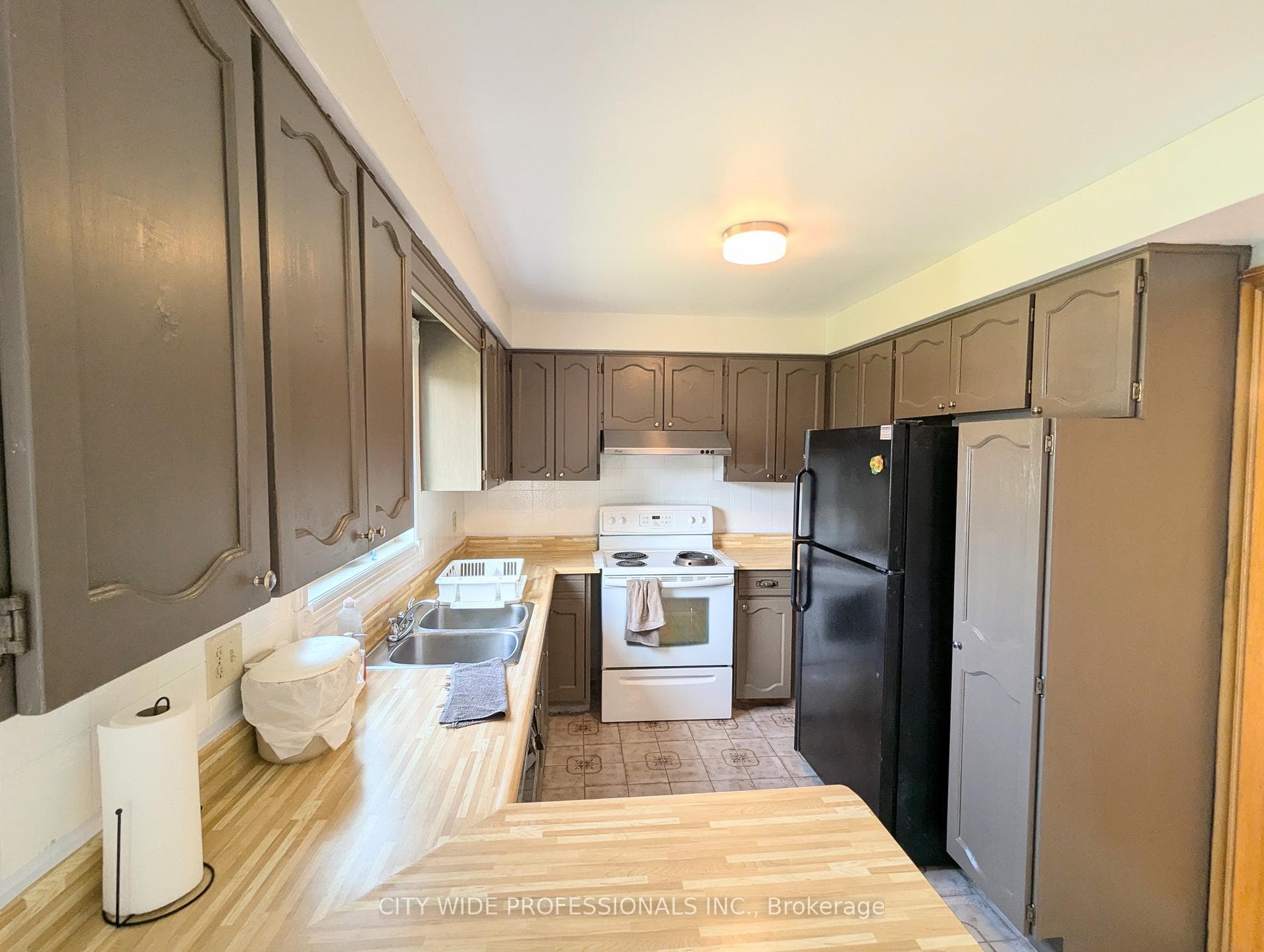 121 Raymerville Drive photo 4