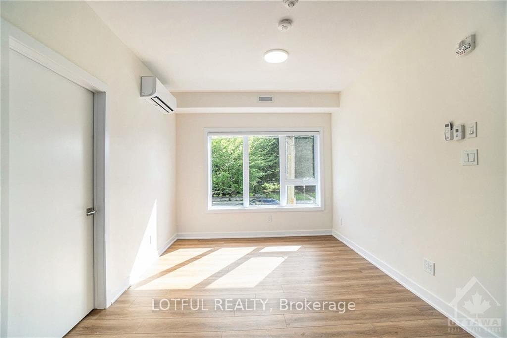 630 CHURCHILL Avenue Unit 101 photo 10
