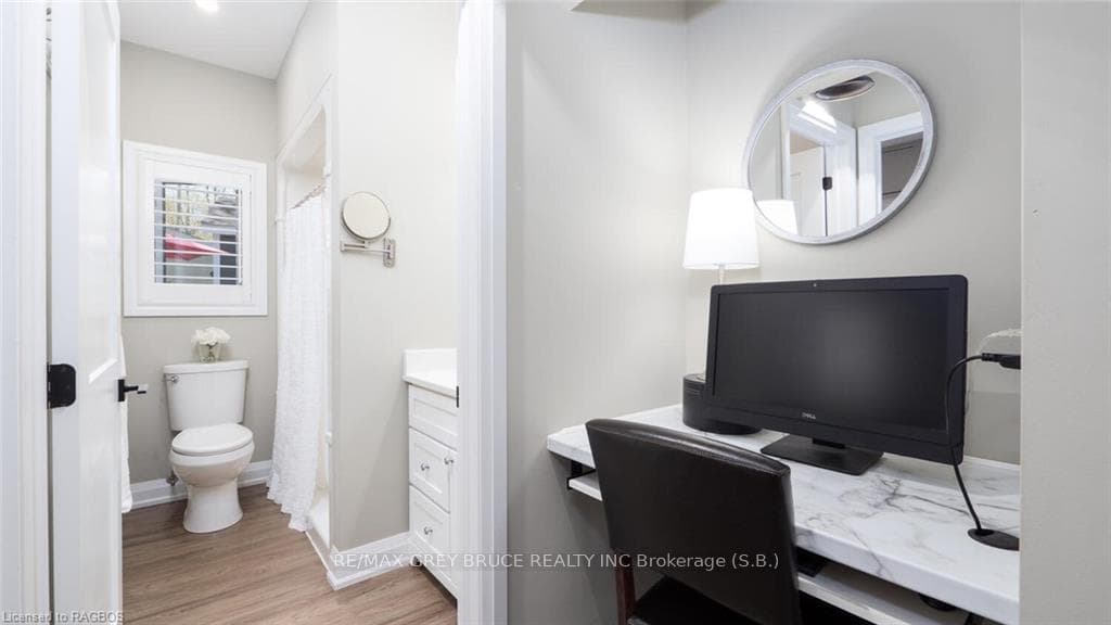 6 EDISON Circle photo 11