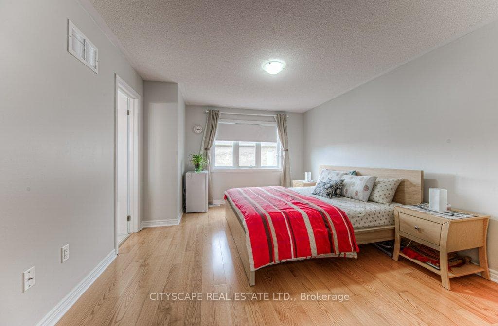 785 Megson Terrace photo 17