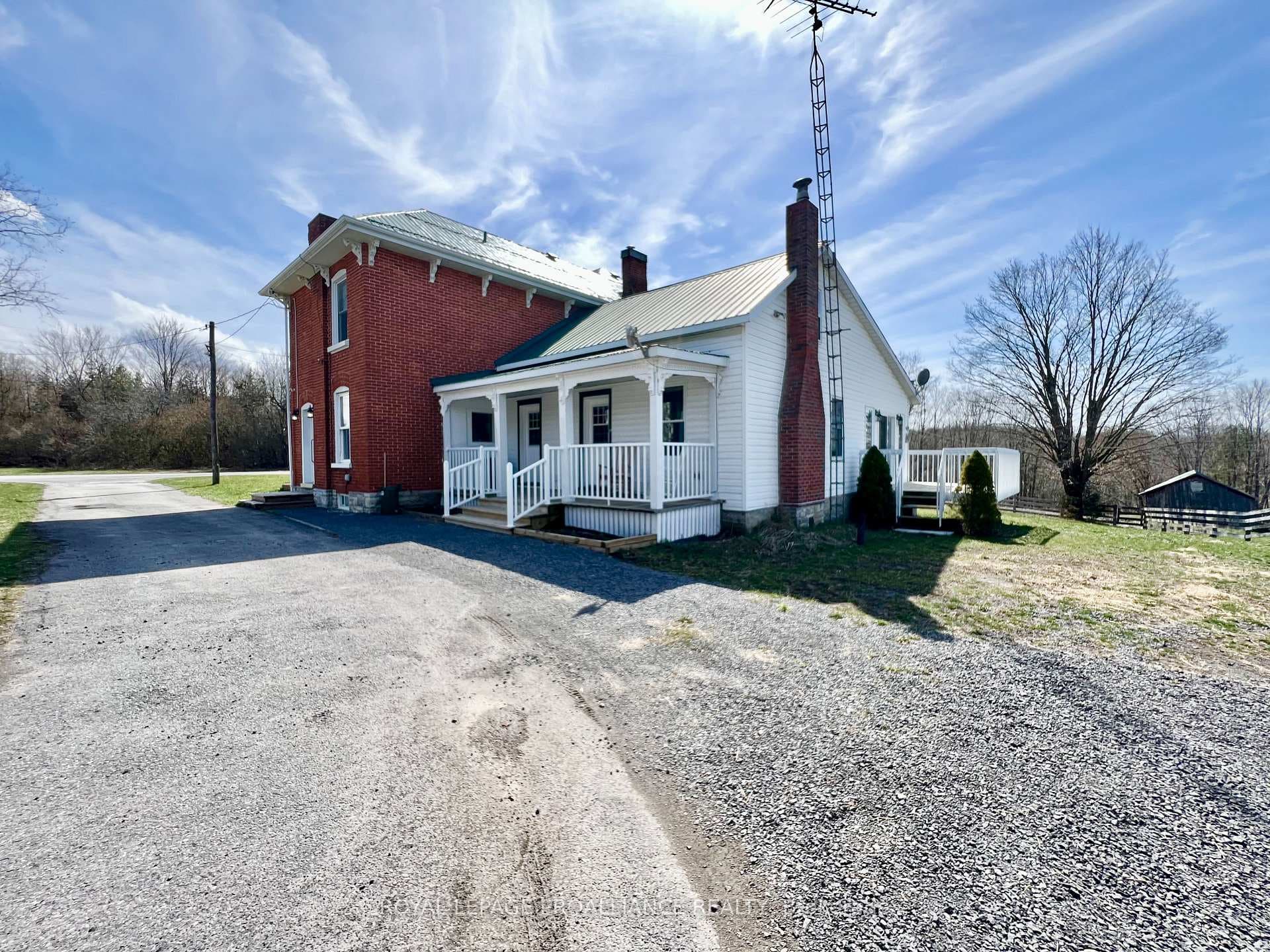 2035 Shannon Road photo 30
