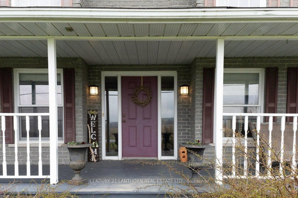 79 Maple View Road photo 4