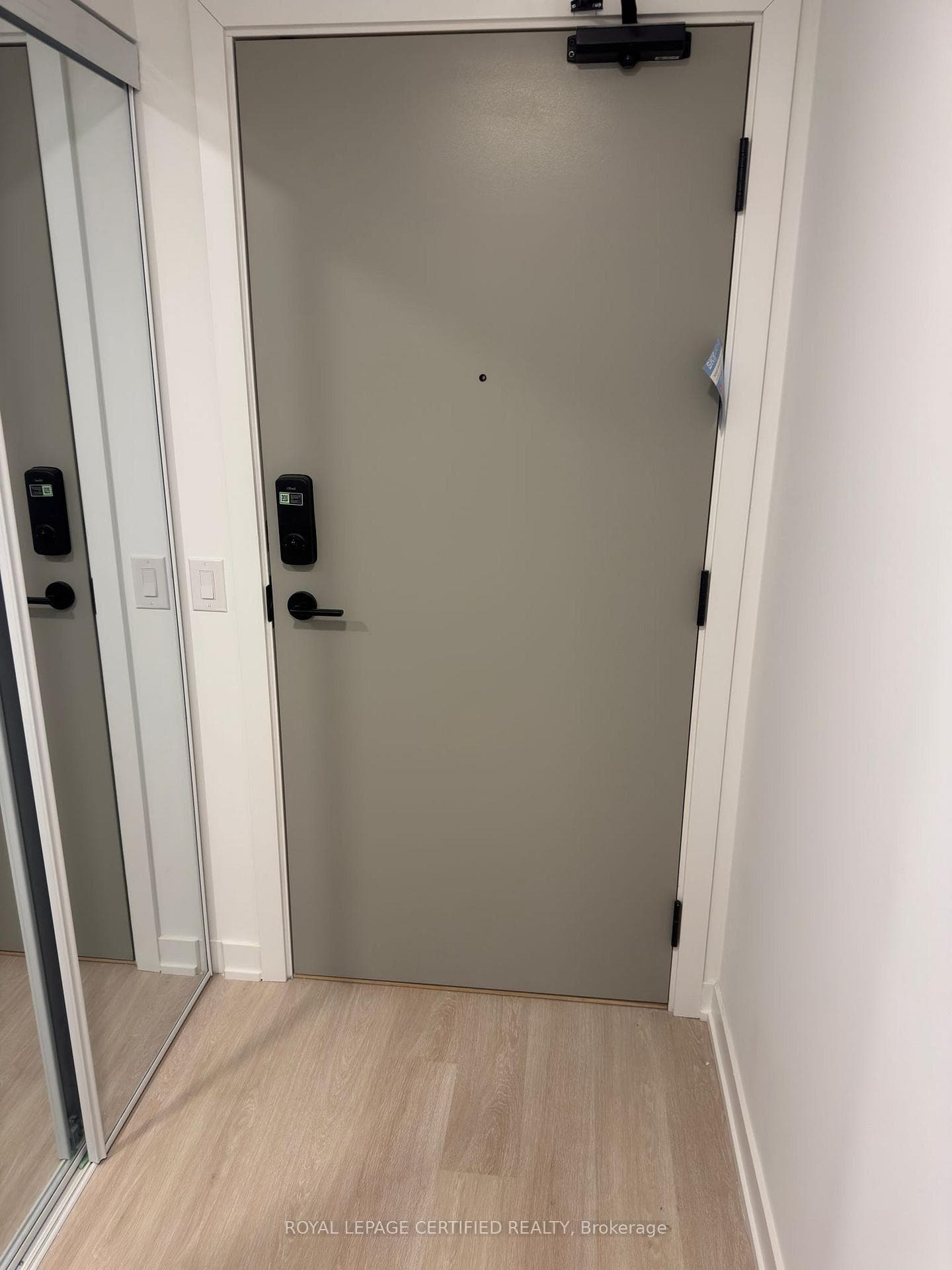 5105 Hurontario Street Unit 1211 photo 21