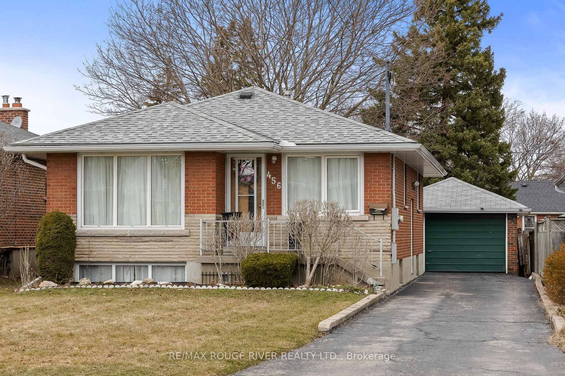 456 Miller Avenue photo 2