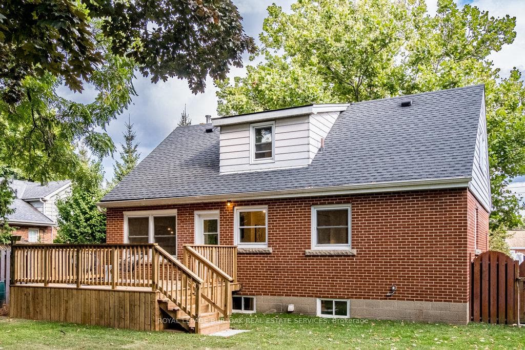 299 Merle Avenue photo 35
