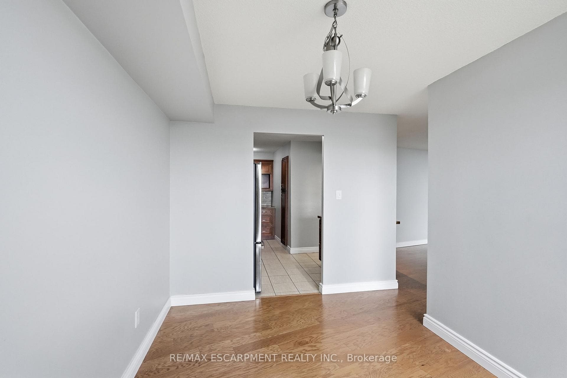 50 MISSISSAUGA VALLEY Boulevard Unit 1516 photo 5
