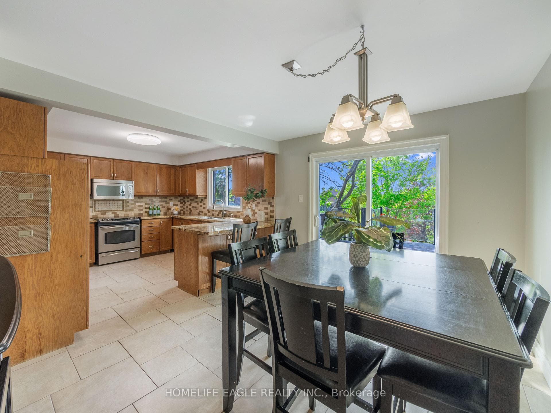 321 Jelley Avenue photo 9