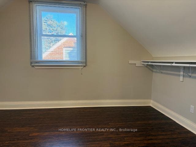 91 Finch Avenue photo 18