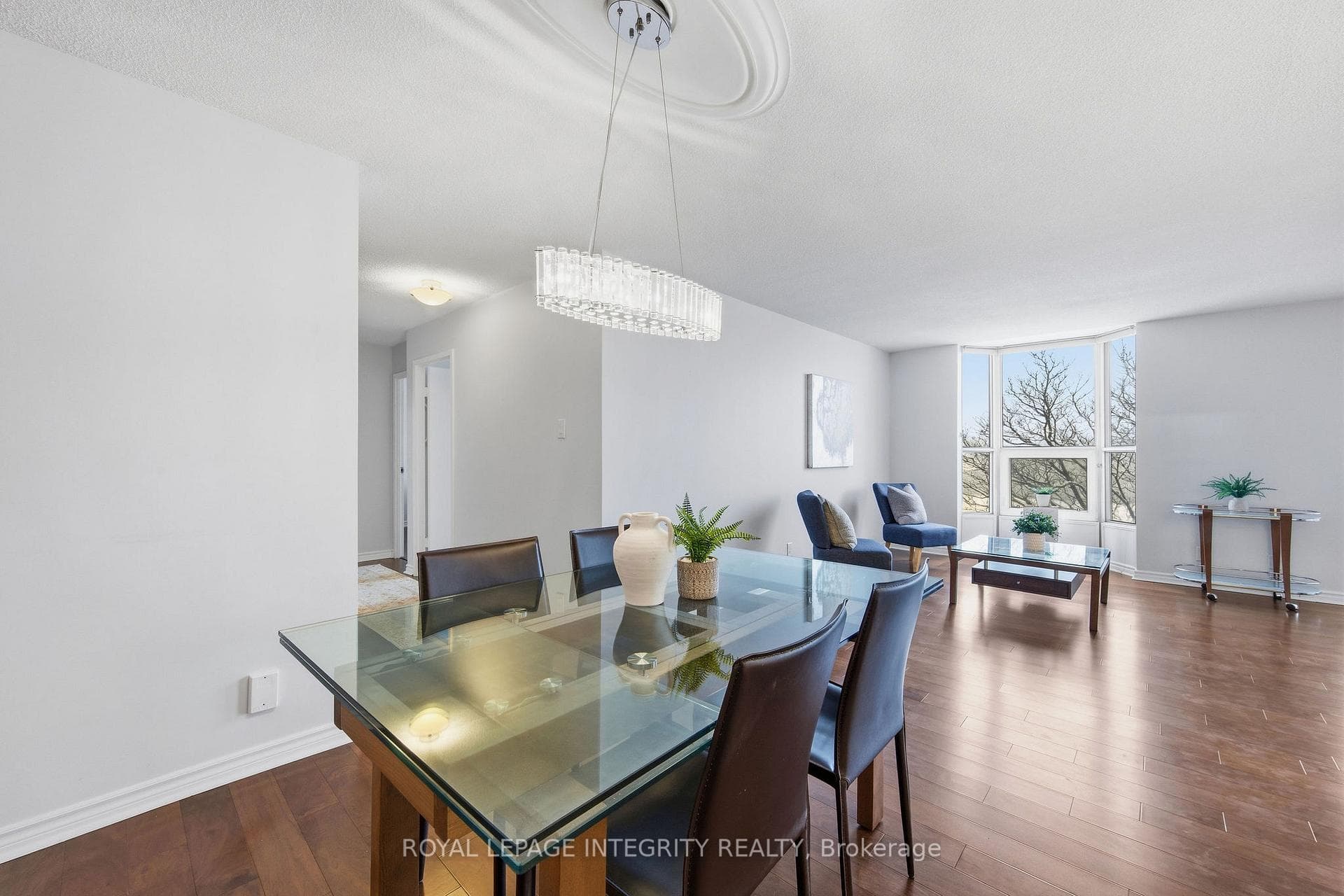 2951 Riverside Drive Unit 305 photo 30