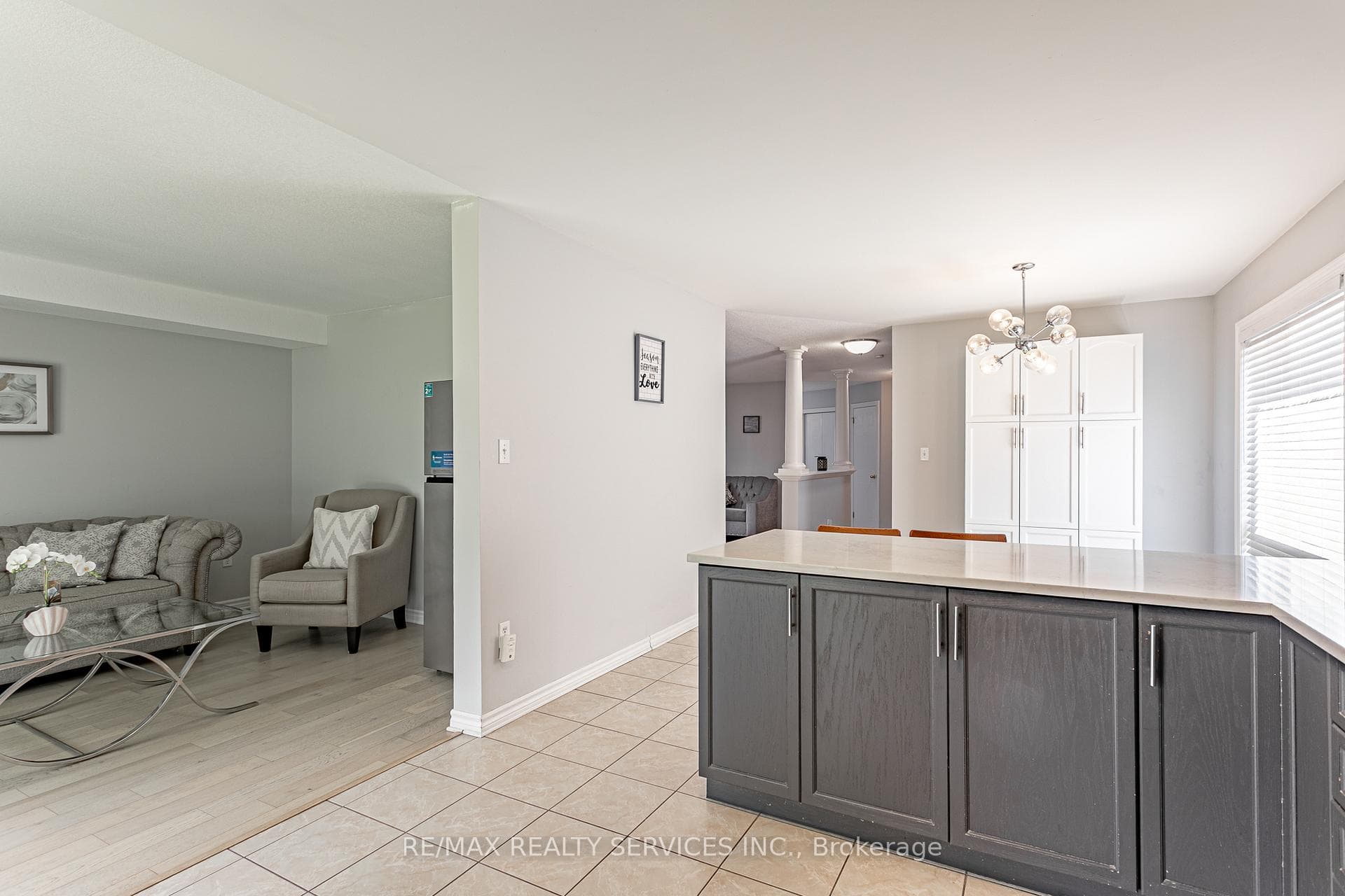 829 Oakcrossing Road photo 18
