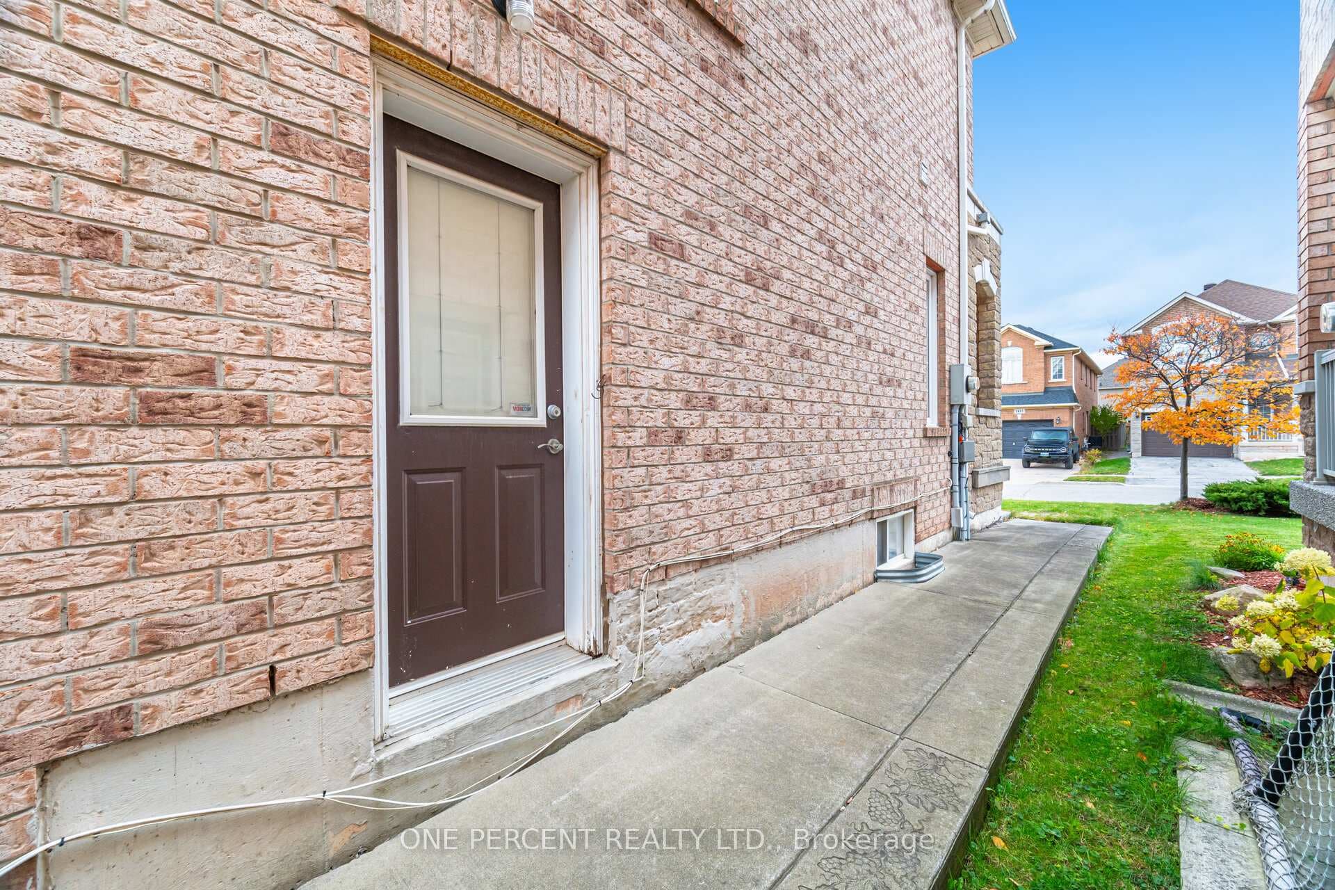 2432 HILDA Drive photo 45