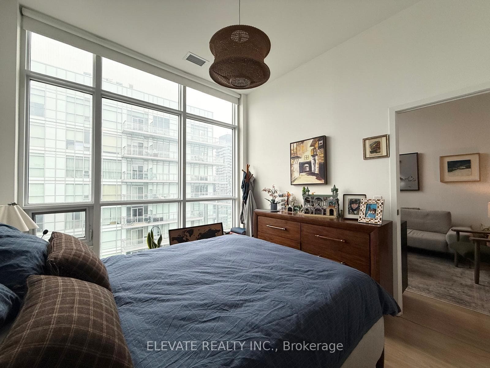98 Lillian Street Unit 3311 photo 9