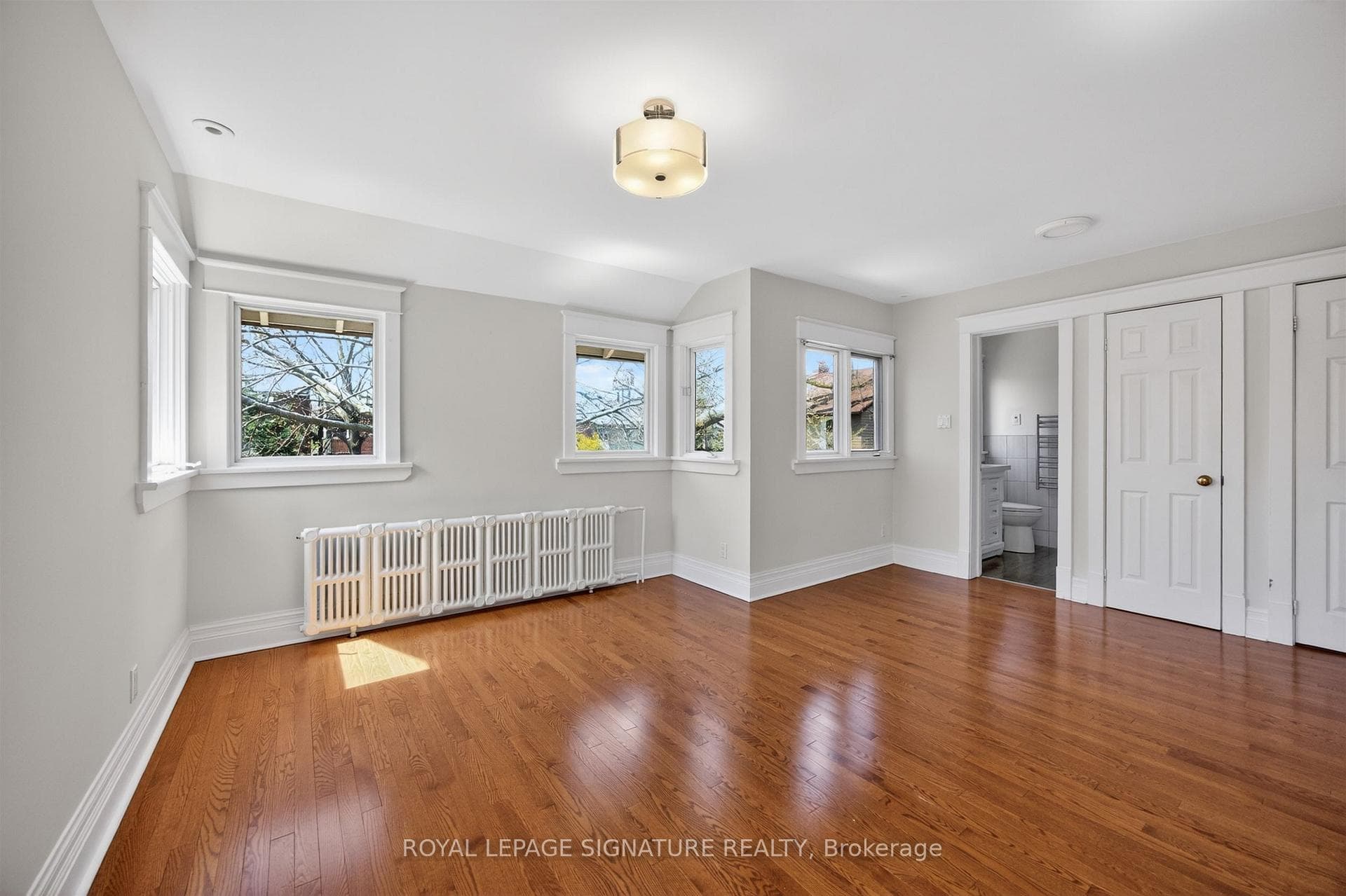 426 Armadale Avenue photo 25