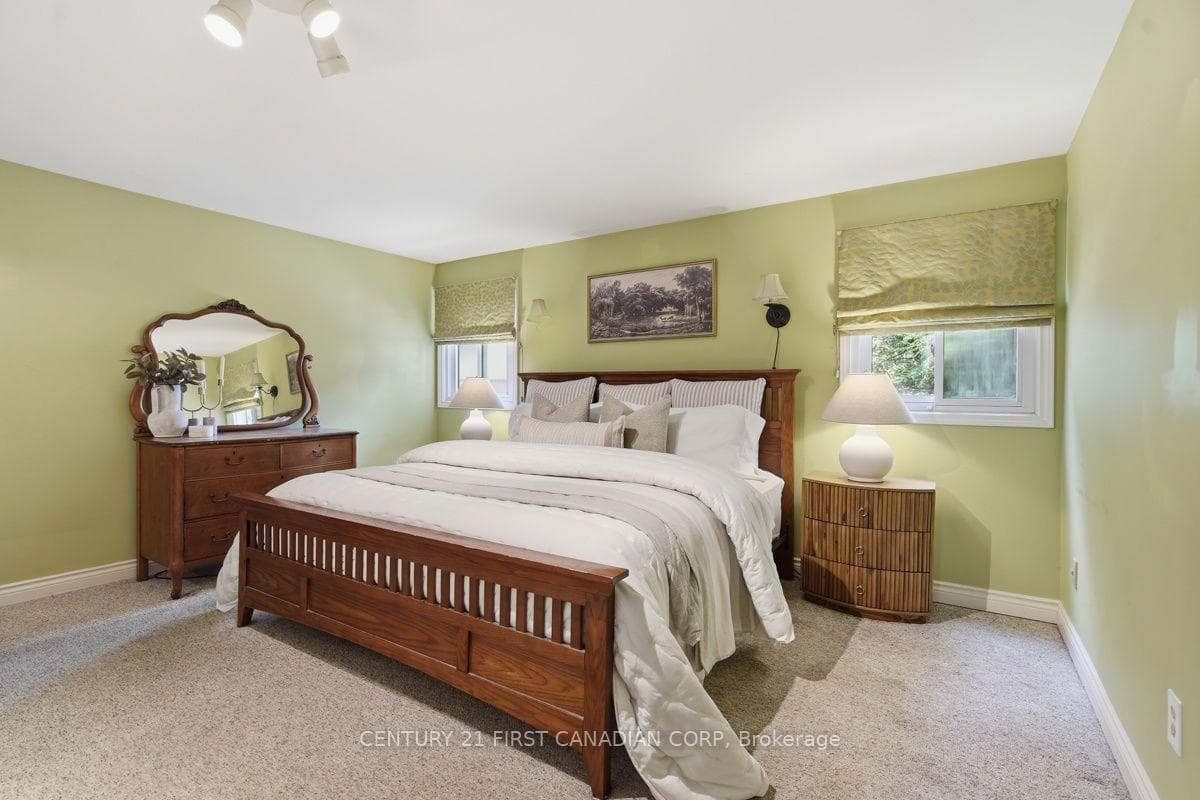 46 Ski Valley Crescent photo 20