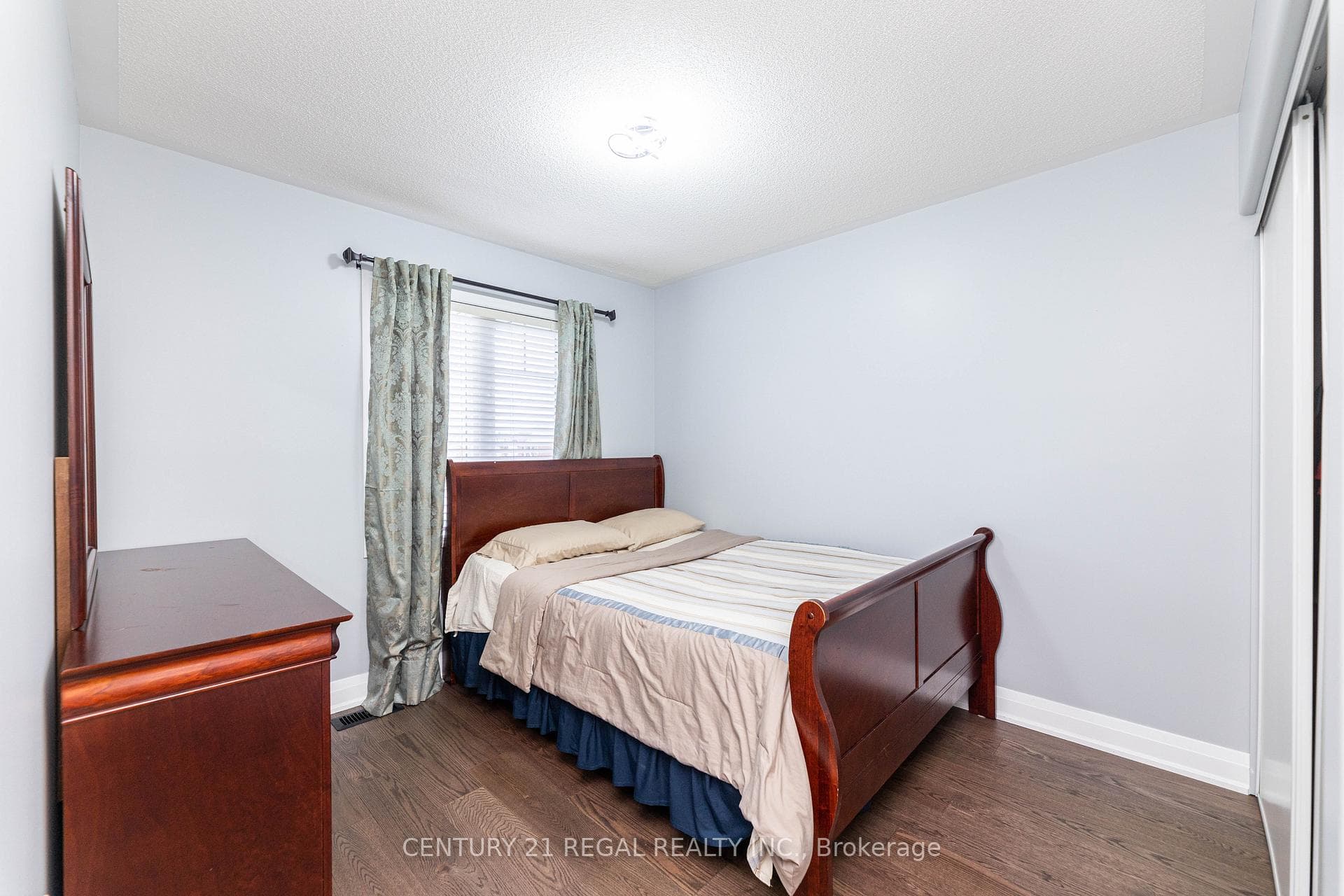 5 Whiterose Lane photo 17