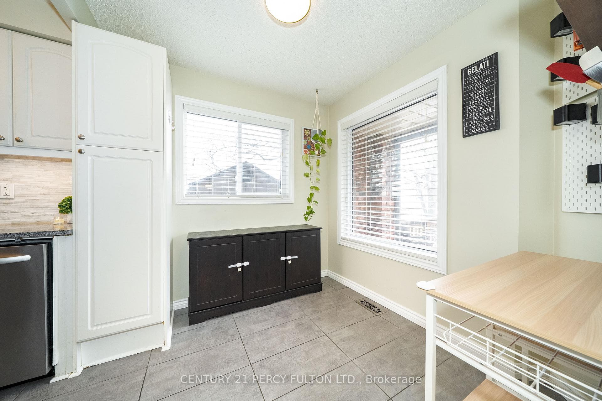 105 Chatfield Drive photo 24