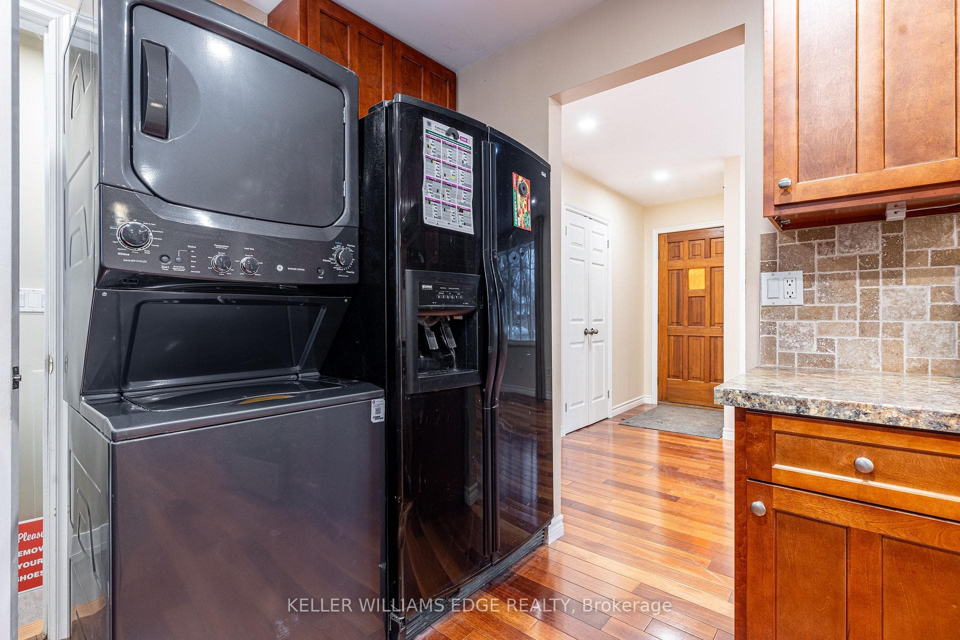 598 Mapledale Avenue Unit Upper photo 5
