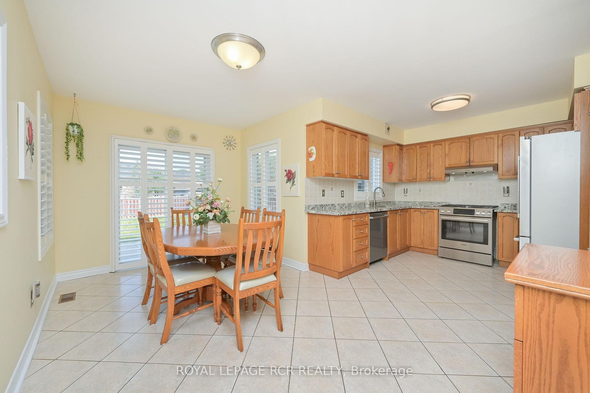 344 Landsbridge Street photo 10