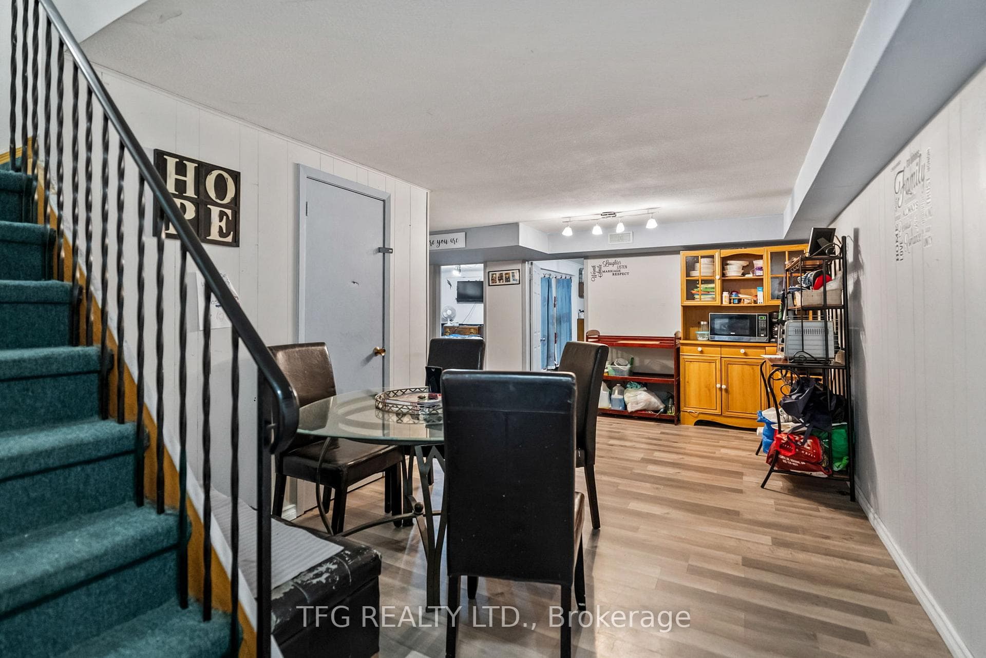 807 Fernhill Boulevard photo 21
