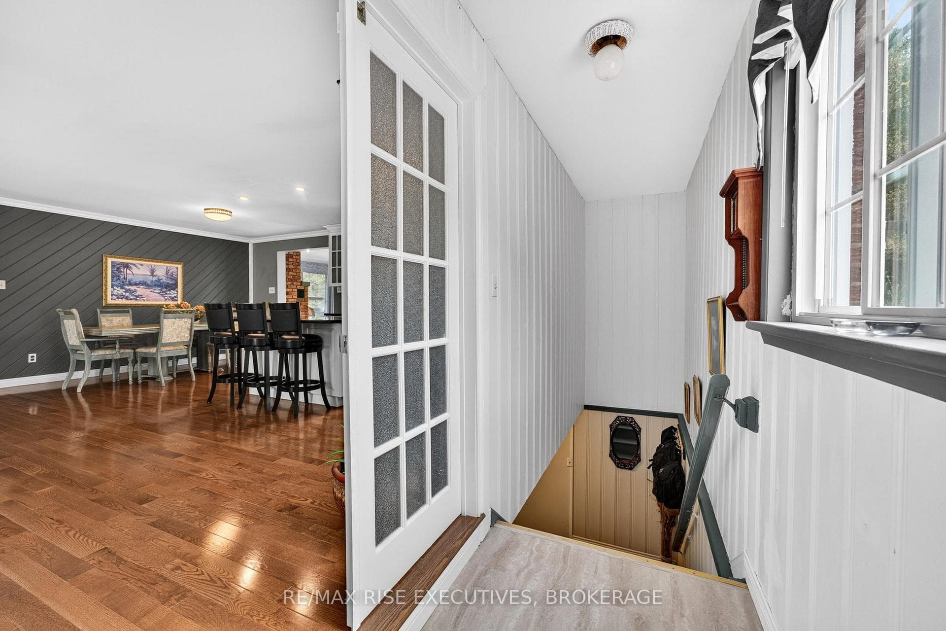 2405 Rideau Ferry Road photo 29