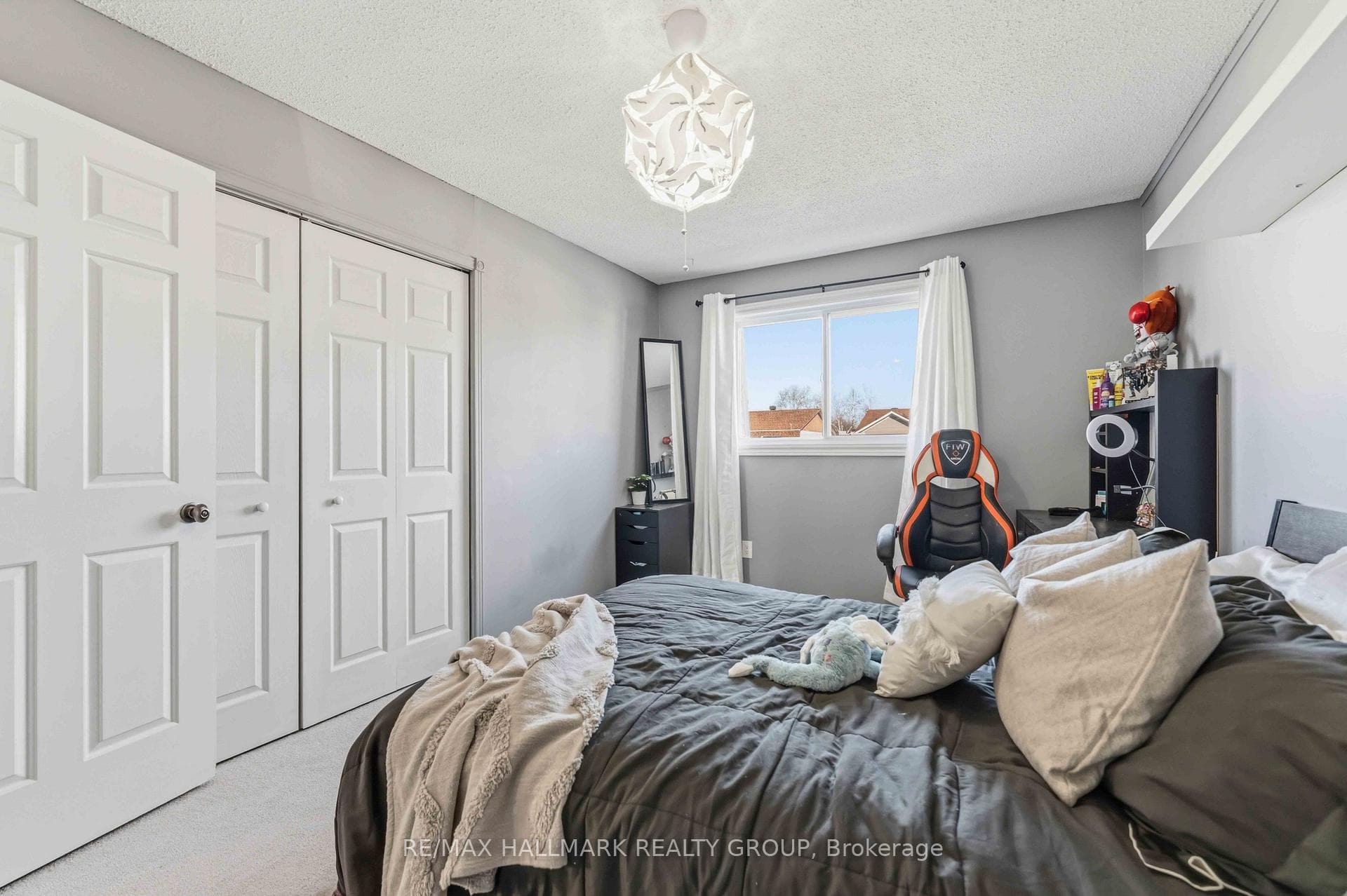 1091 Burgundy Lane photo 21