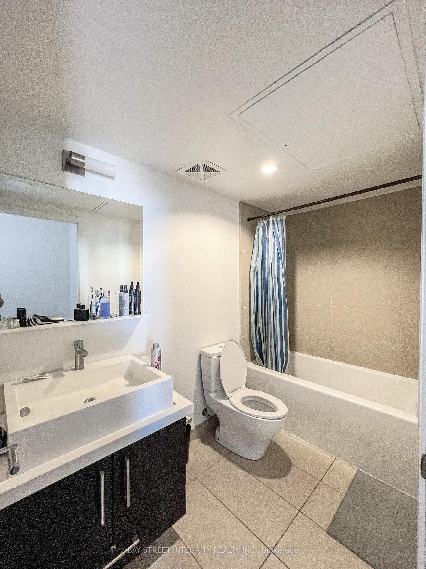 1080 Bay Street Unit 2701 photo 13