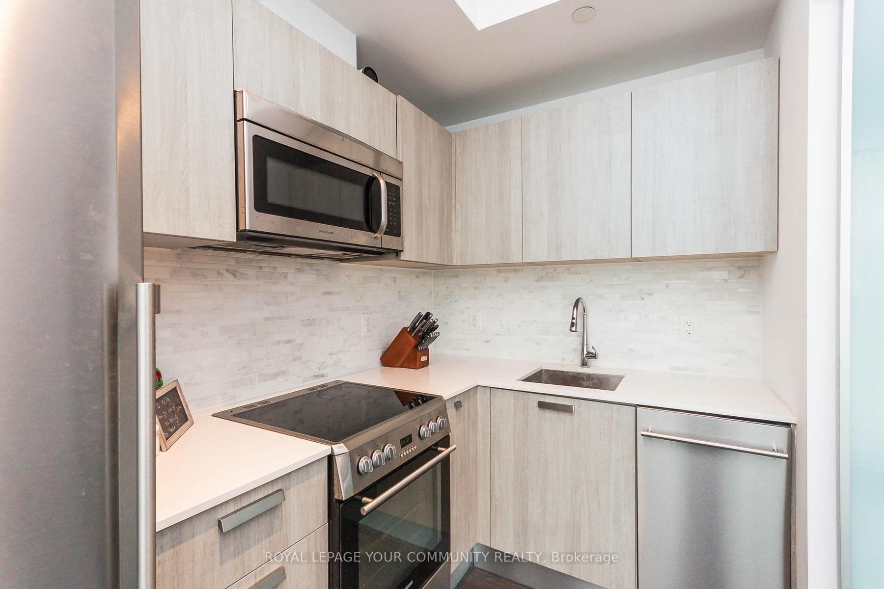 42 Charles Street Unit 2610 photo 8