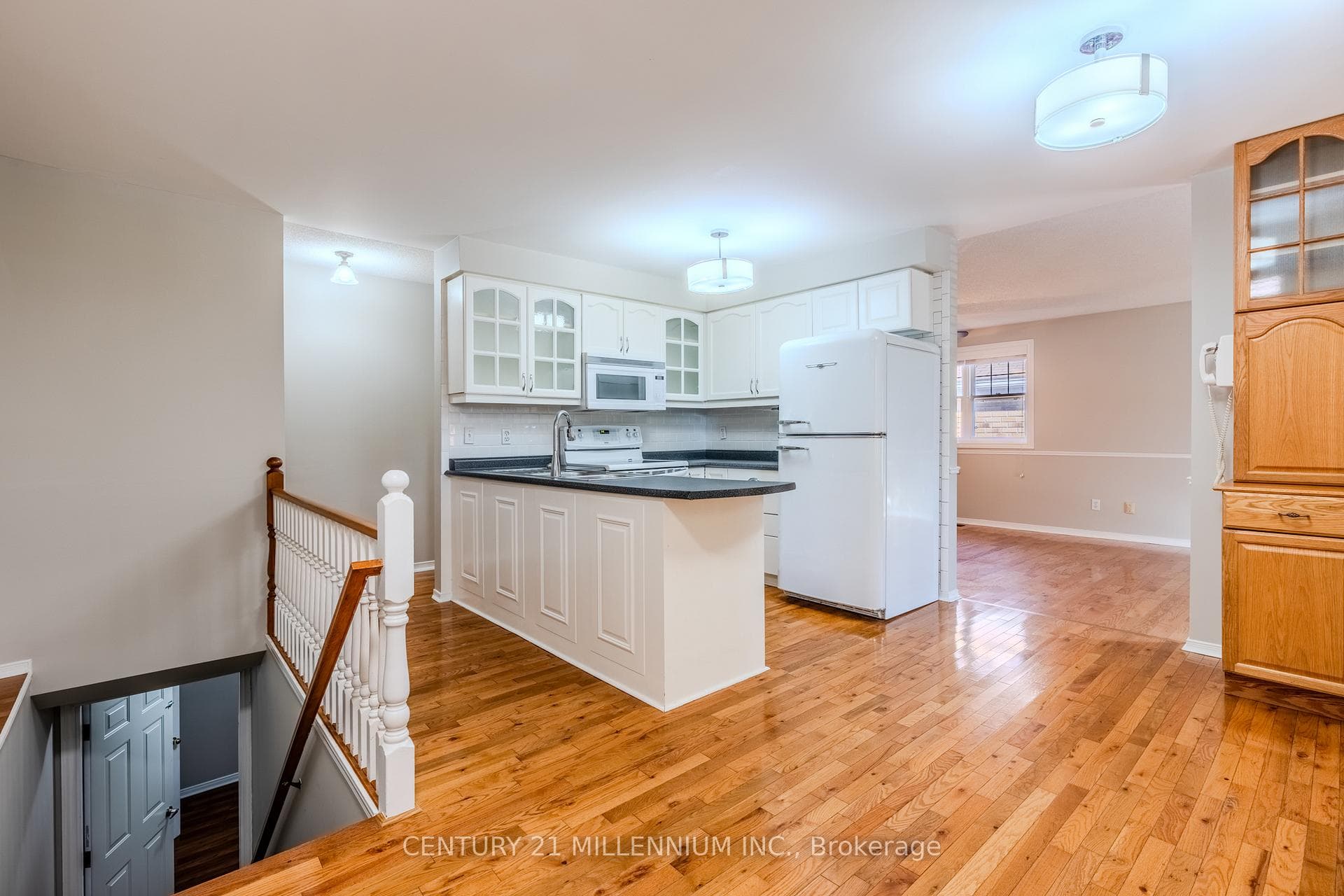 60 Ofield Road photo 6