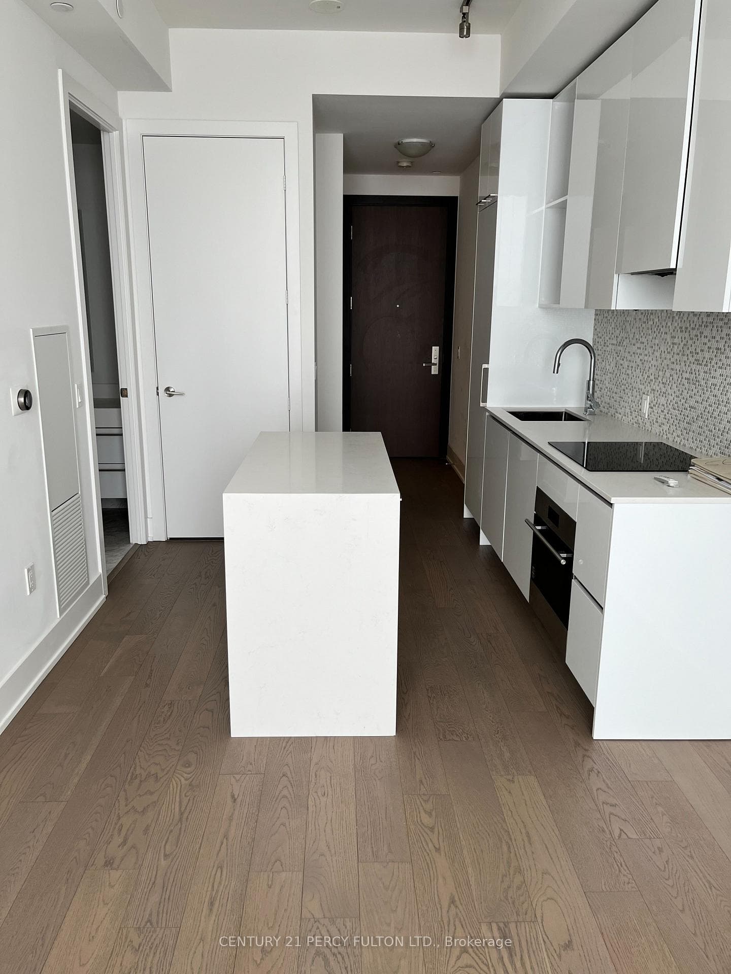 1 Yorkville Avenue Unit 5603 photo 5