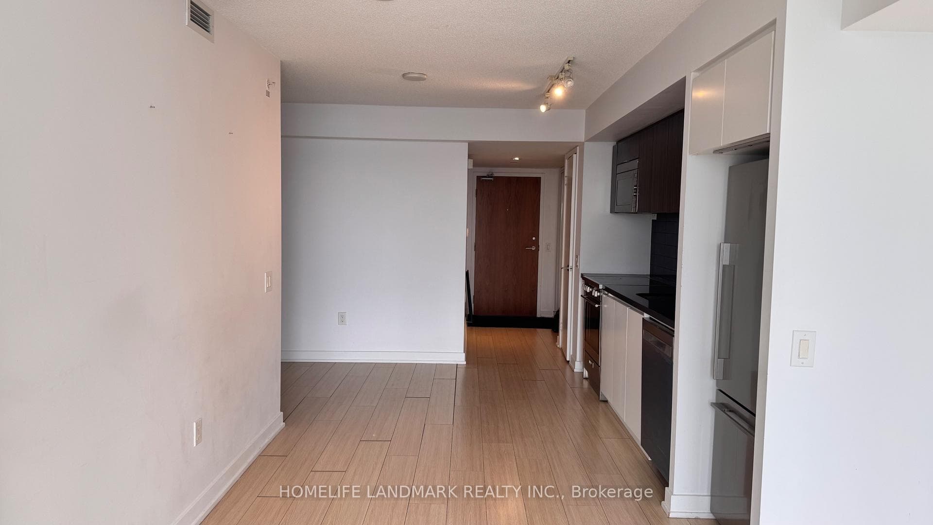 85 Queens Wharf Road Unit 2303 photo 2