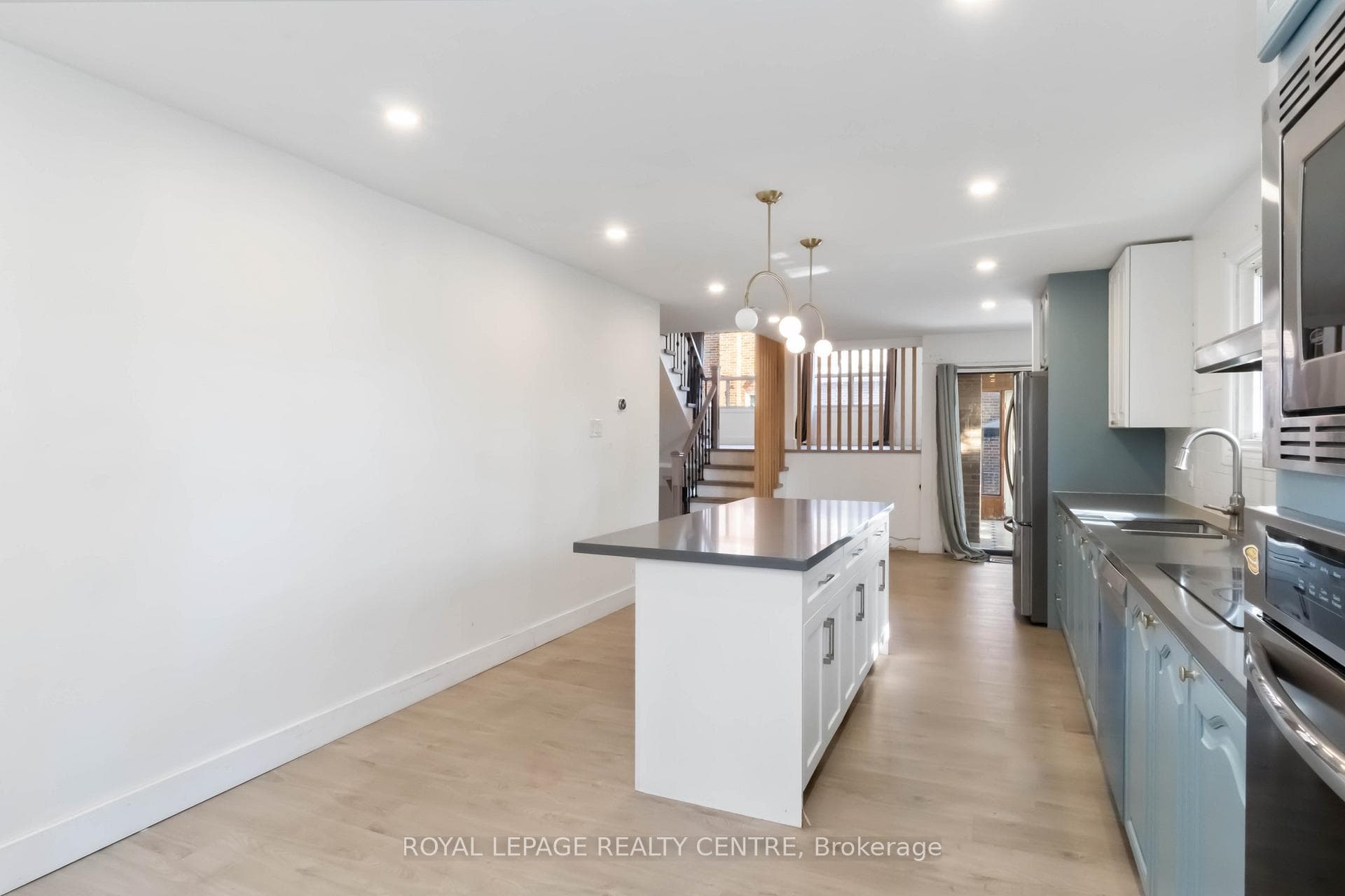 4272 Tea Garden Circle photo 7
