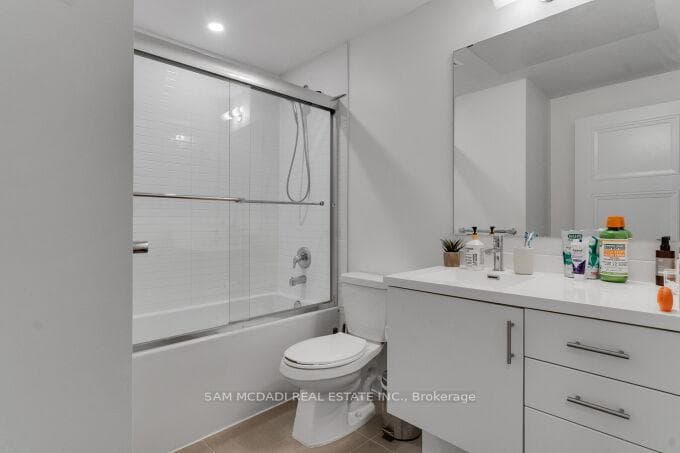 3200 William Coltson Avenue Unit 318 photo 21