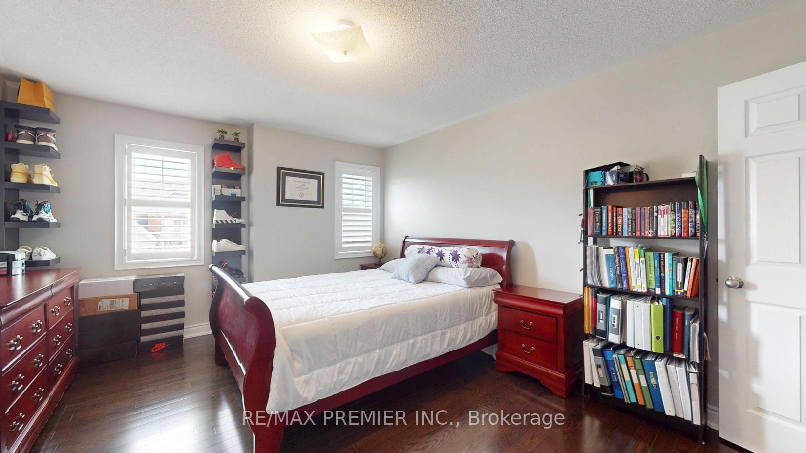 48 Heron Hollow Avenue photo 17