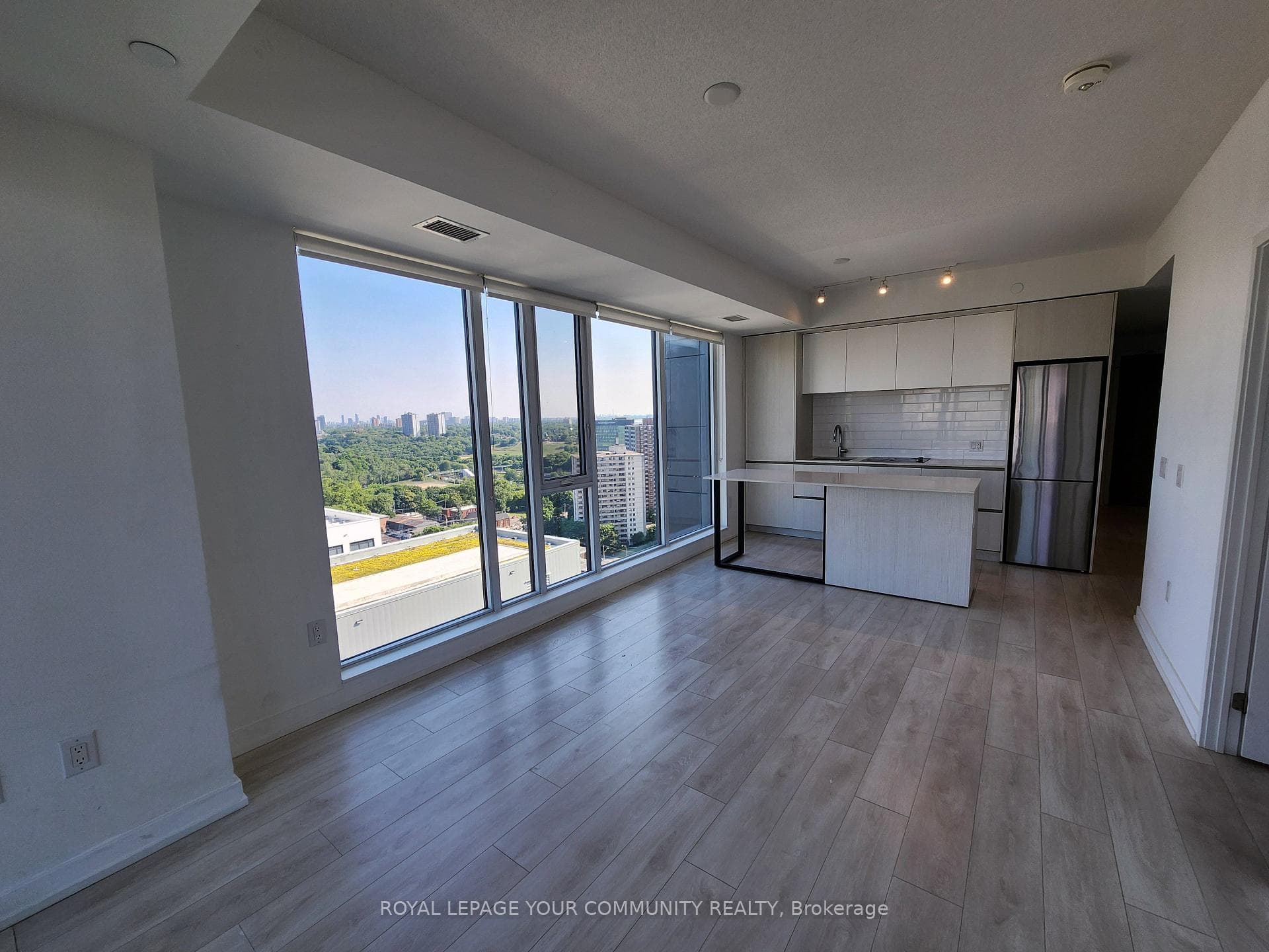225 Sumach Street Unit 2109 photo 11