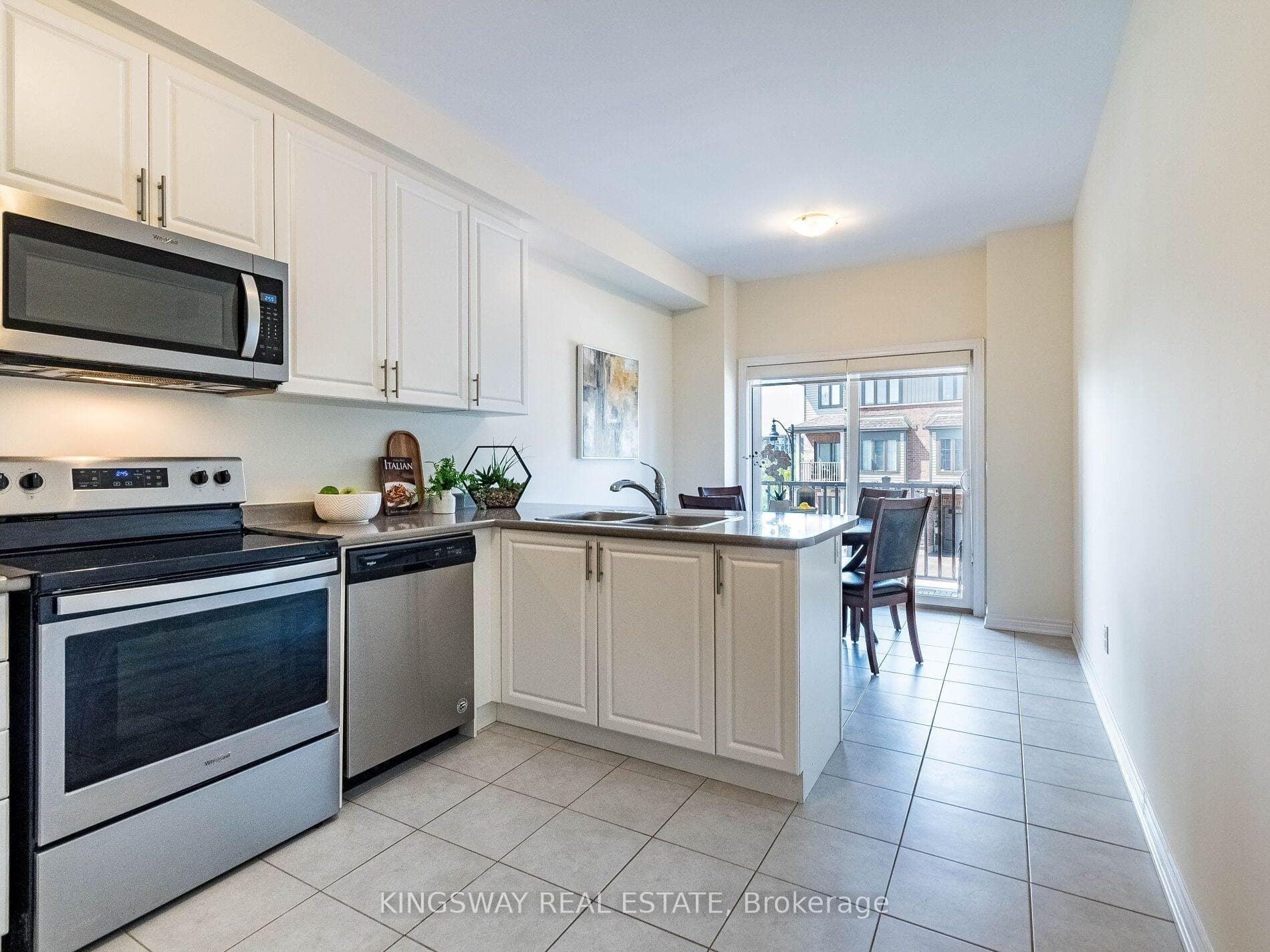 279 Skinner Road Unit 2 photo 4